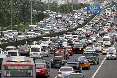 高速道路ピーク渋滞の状況